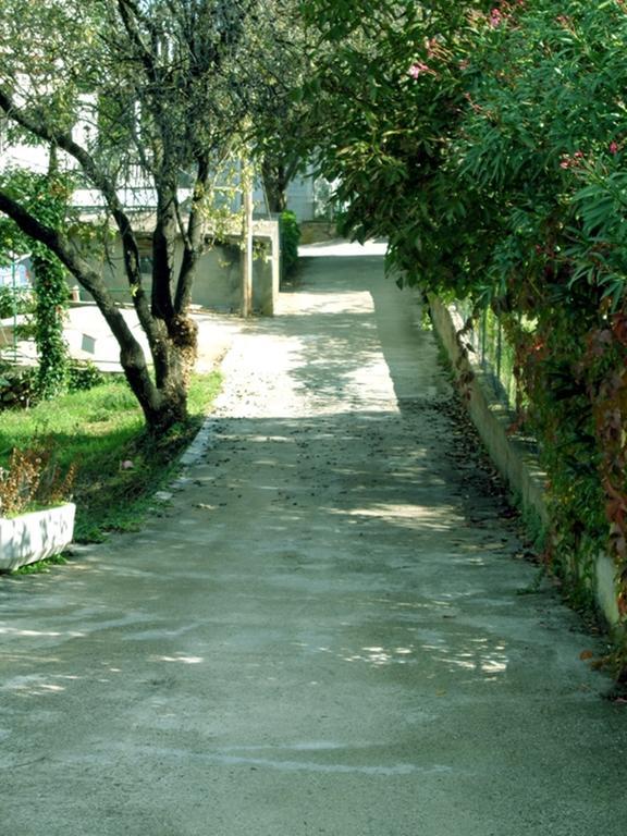 Apartments Skrivaneli Йелса Екстериор снимка