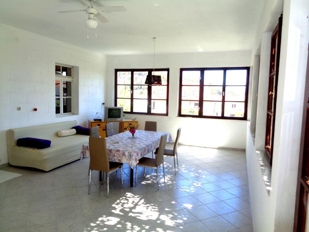 Apartments Skrivaneli Йелса Екстериор снимка