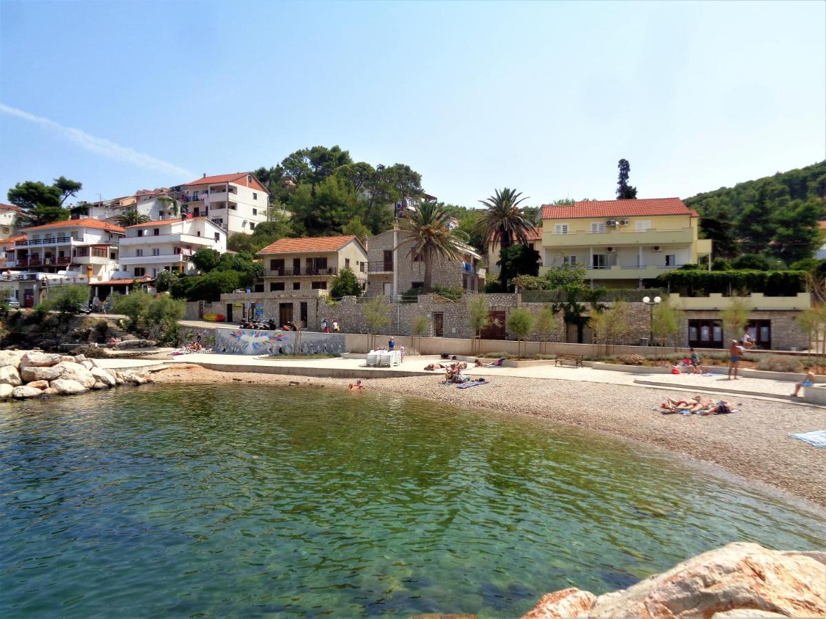 Apartments Skrivaneli Йелса Екстериор снимка